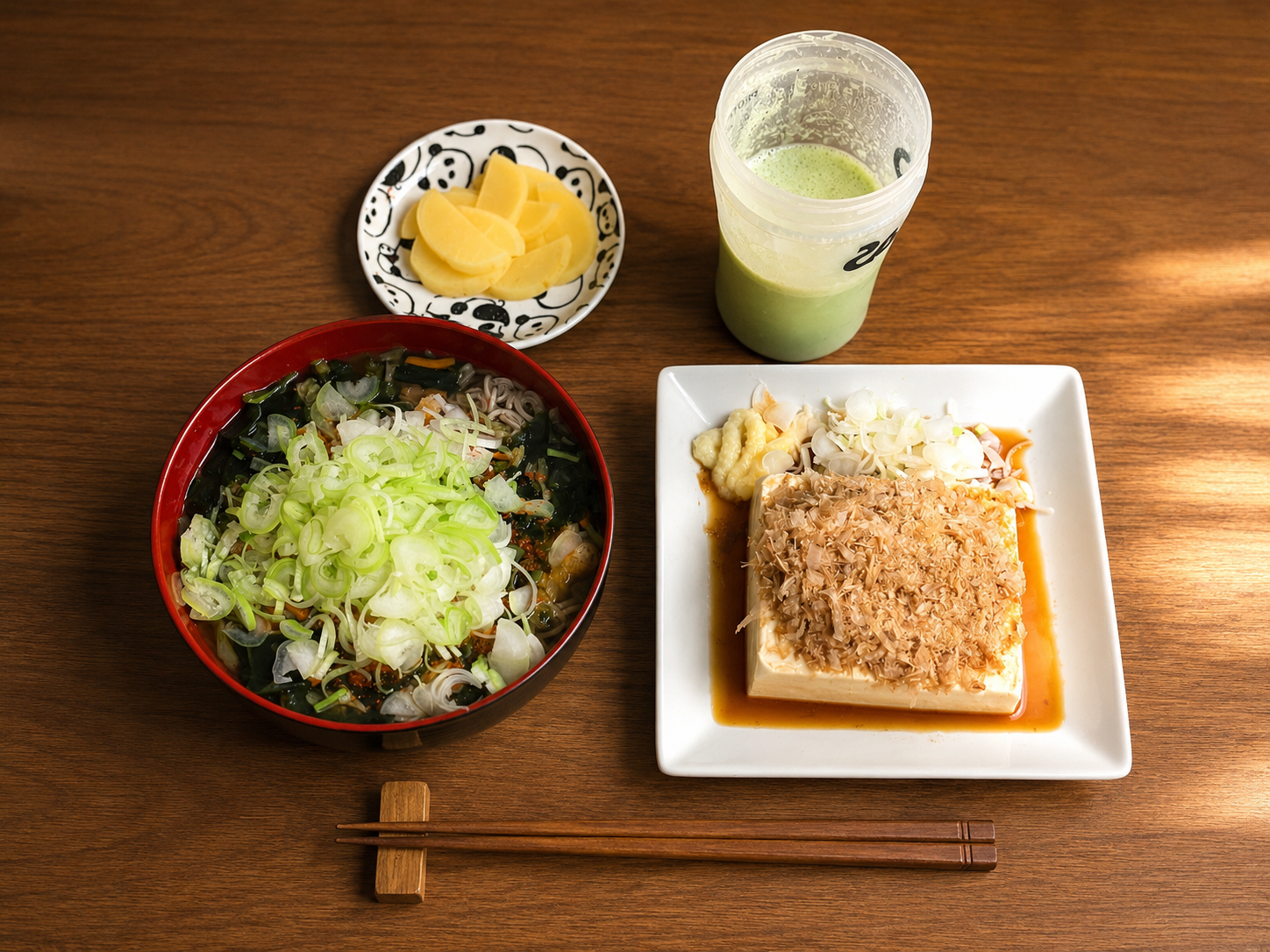 完成したそばと冷奴の夕食